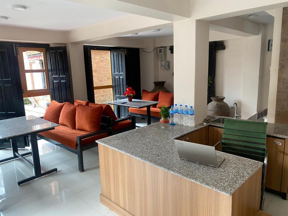 Hotel Durbar Side Μπακταπούρ Εξωτερικό φωτογραφία