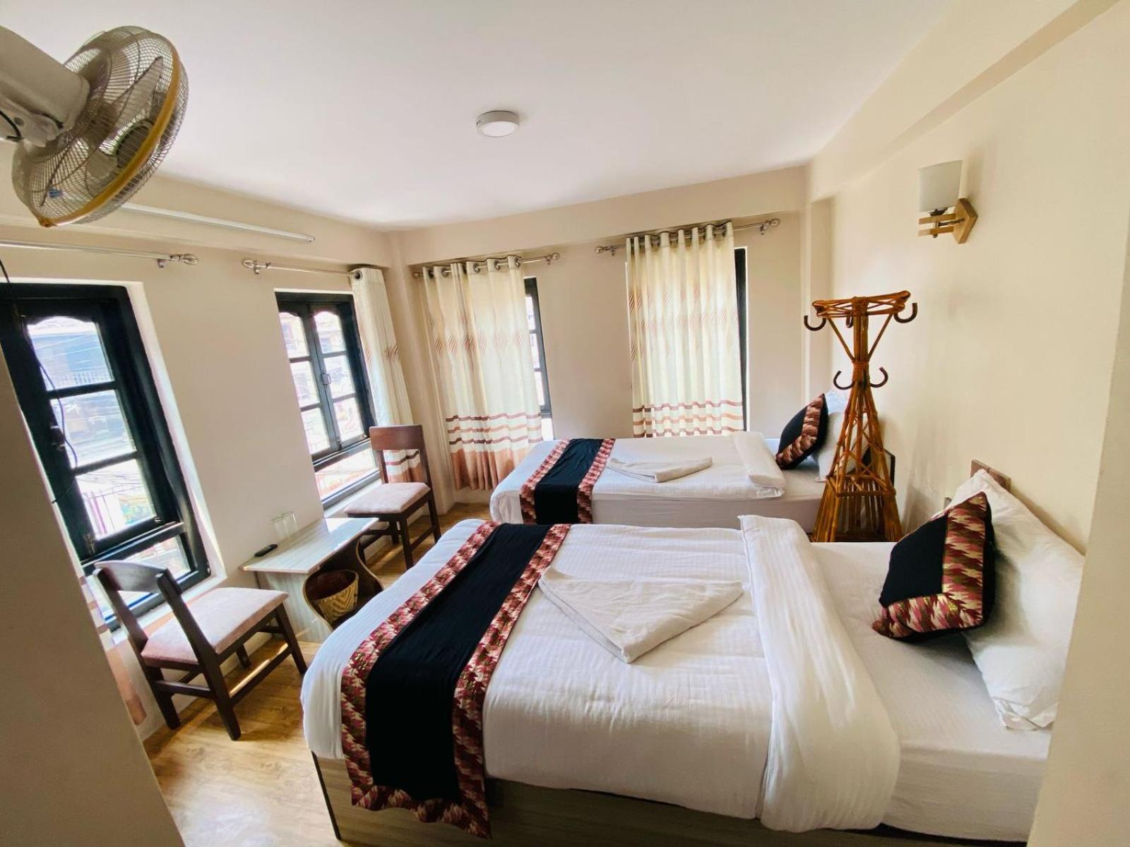 Hotel Durbar Side Μπακταπούρ Εξωτερικό φωτογραφία